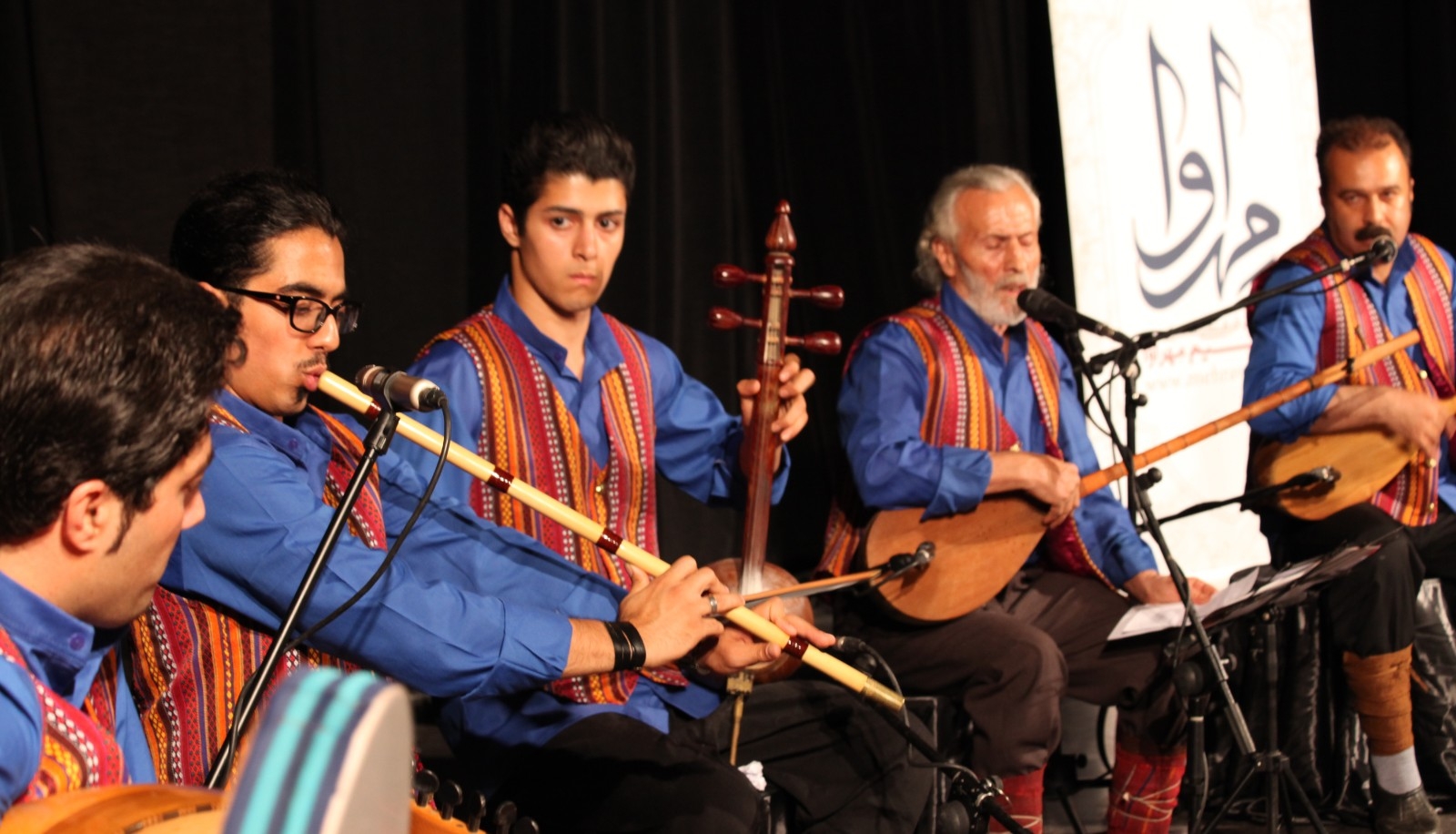 کنسرت گروه مشتاق