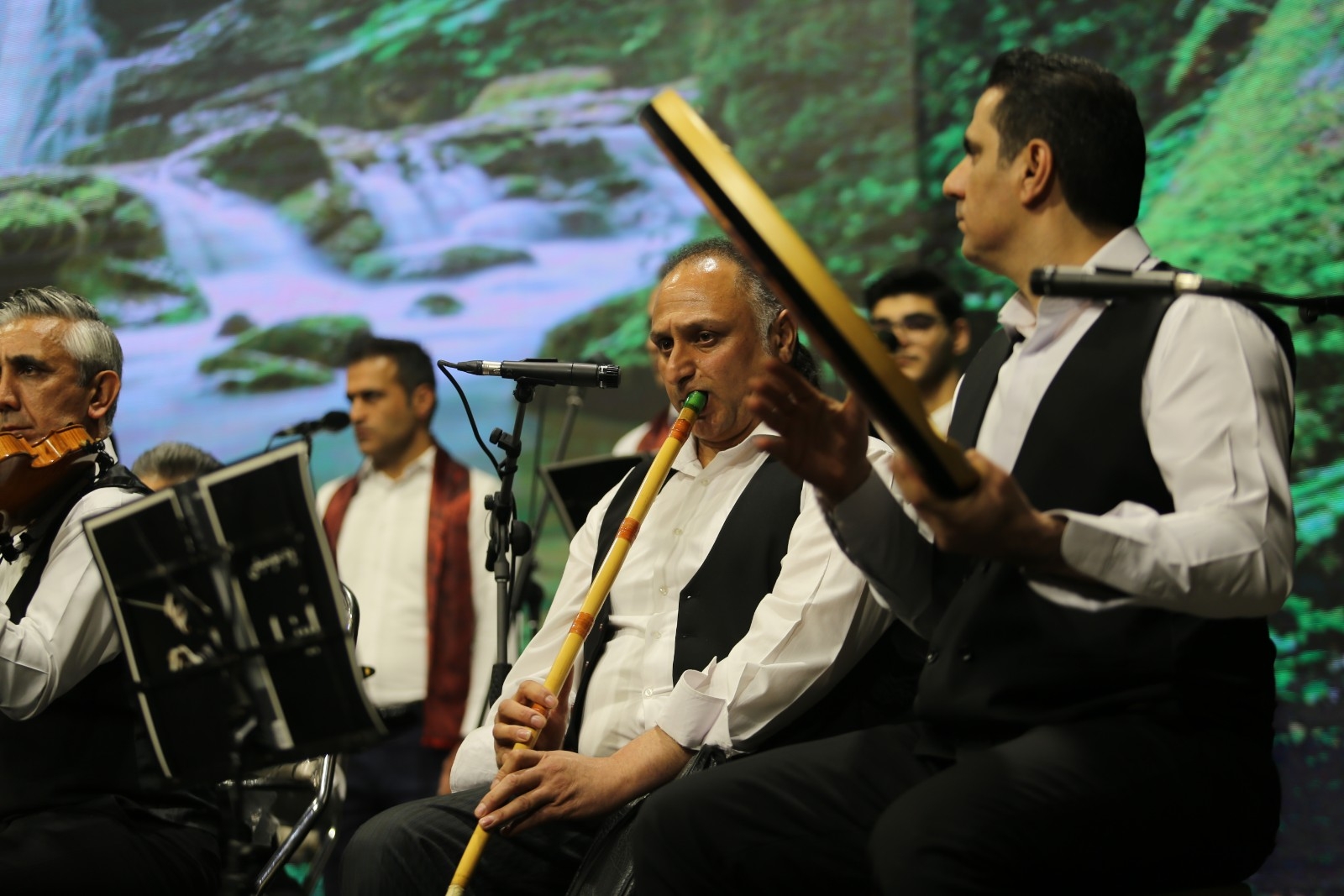 گروه موسیقی لبینا